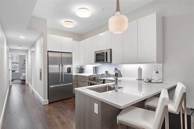 Building Photo - 267 Baldwin Ave Unit 201