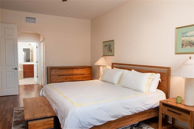 Photo - 5591 Cannes Cir Unidad 204