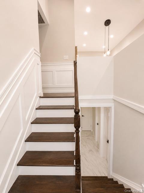 Photo - 321 Sherbrooke Rd