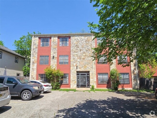 Building Photo - 1903 E 20th St Unit 301 Rental