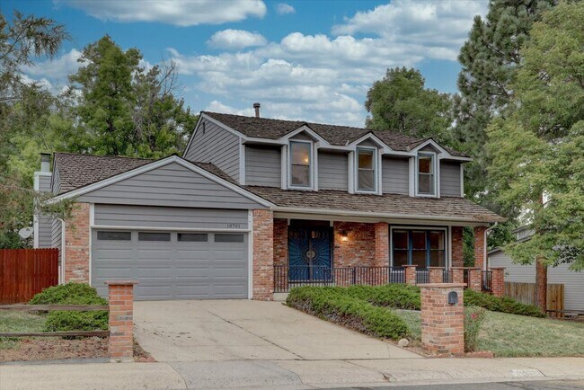 Photo - 10701 Hobbit Ln