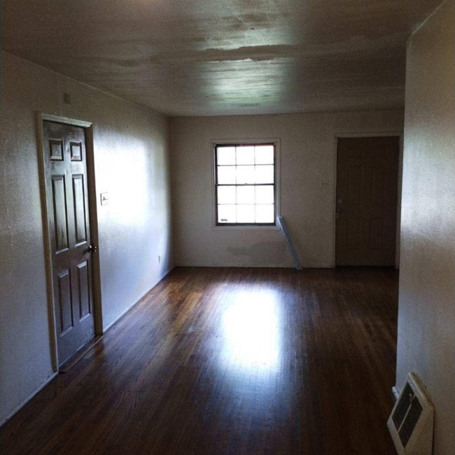 Photo - 154 Cameron Rd