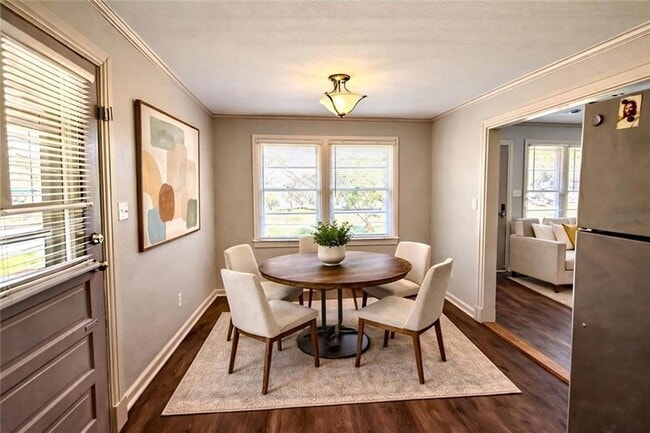 Photo - 628 Radiance Ave