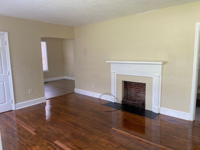 Photo - **AVAILABLE NOW**Midtown Columbus, GA 3 Bedroom / 1.5 Bathroom Home for Rent***