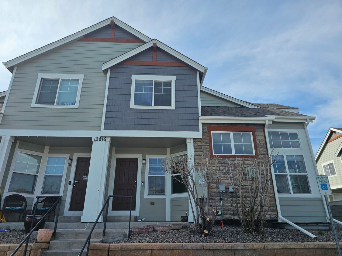 Great layout! Brand new carpet! Brand ne... - Great layout!  Brand new carpet!  Brand ne...