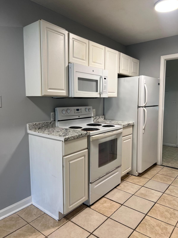 Building Photo - 755 Burcale Rd Rental