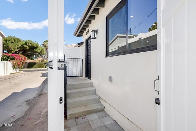Building Photo - 2752 Westwood Blvd Rental