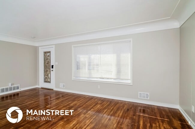 Photo - 4203 Quiet Way