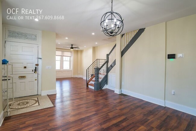 Photo - 5426 Jefferson St