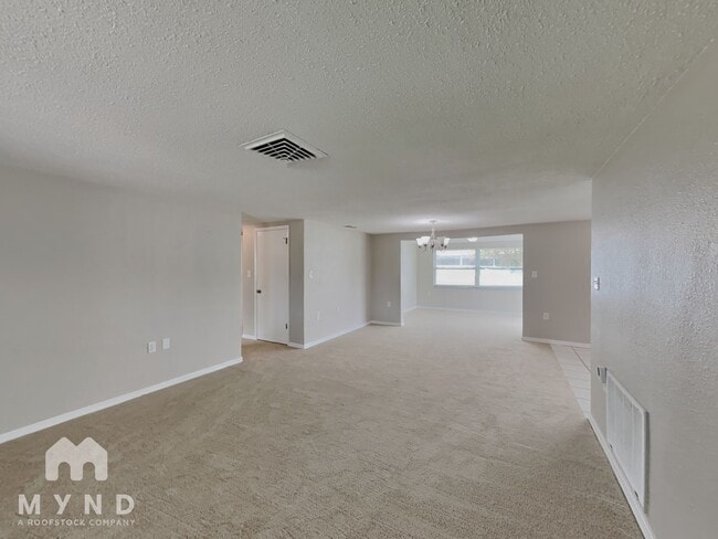 Photo - 9724 Lakeside Ln