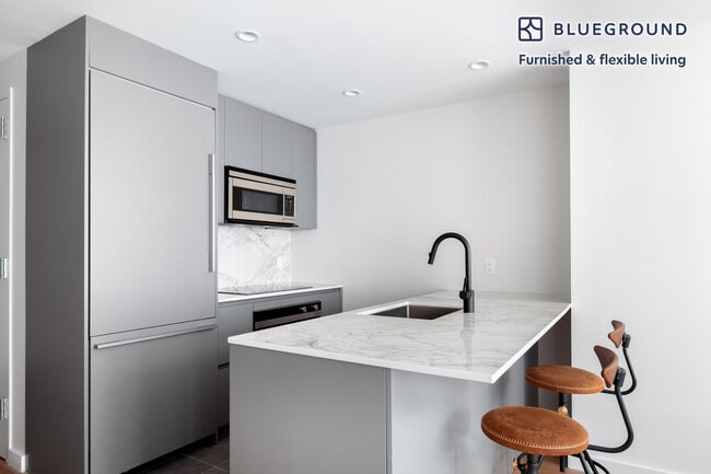 Photo - 515 East 86th St Unidad FL13-ID588