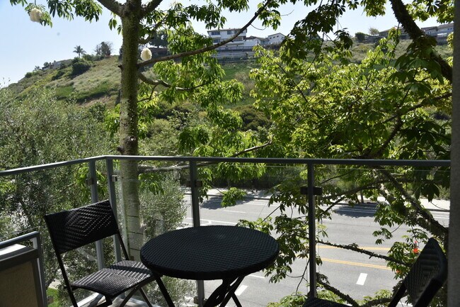 Photo - 12655 Bluff Creek Dr Unit 232