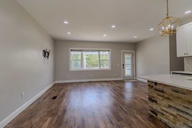 Photo - Rent the Dream – Stylish 4-Bedroom Home!