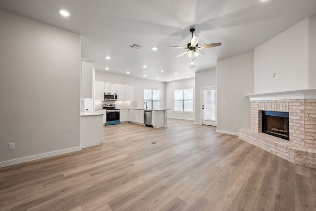 Photo - Pre leasing for July: 4-Bedrooms, 2-Bathroom