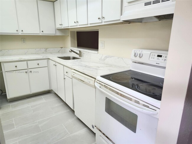 Photo - 8520 SW 133rd Avenue Rd Unit 415