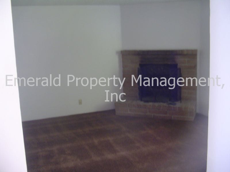 Photo - Southeast Springfield 2 bedroom duplex