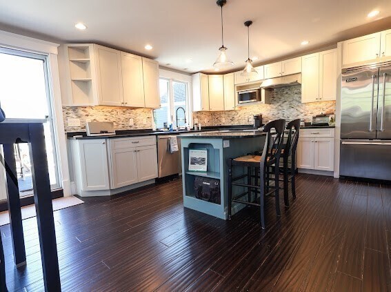 38 Central St Unit 1