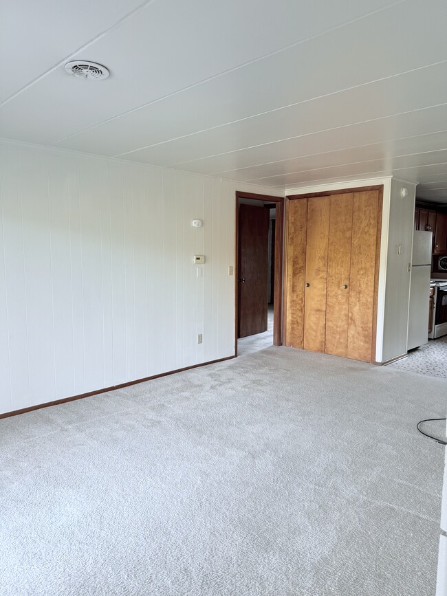 Building Photo - 437 College Ave Unit 3A