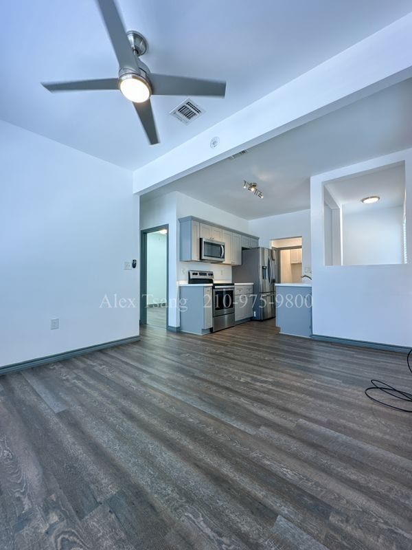 Photo - 802 Montana St Unit 2
