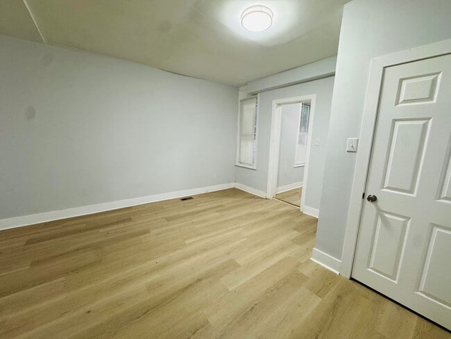 Photo - 2527 N 32nd St