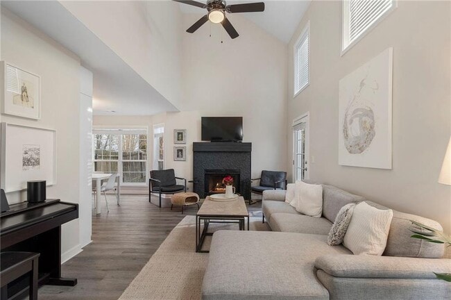 Photo - 3572 Avensong Village Cir