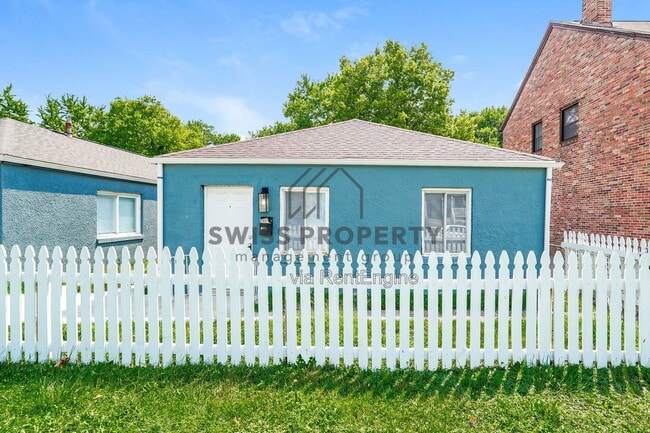 Photo - 1436 Oakwood Ave