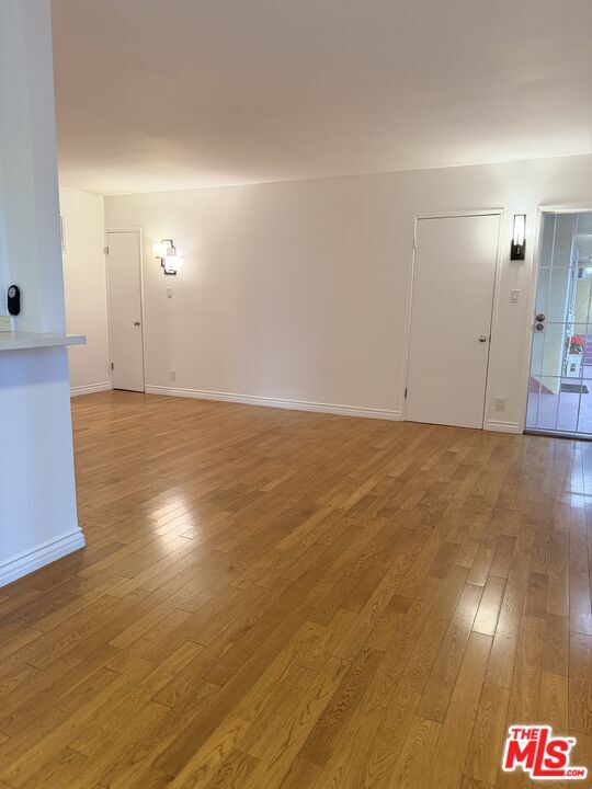 Photo - 6013 Carlton Way Unit 1