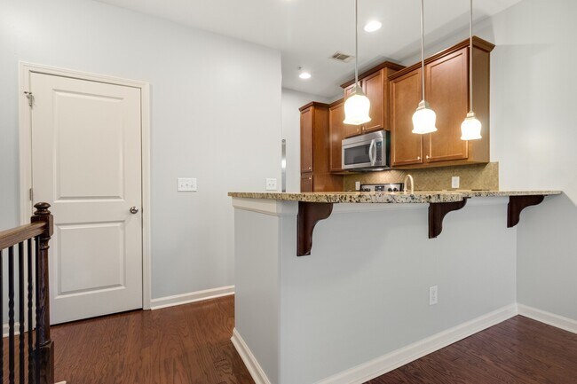 Photo - 215 Semel Dr