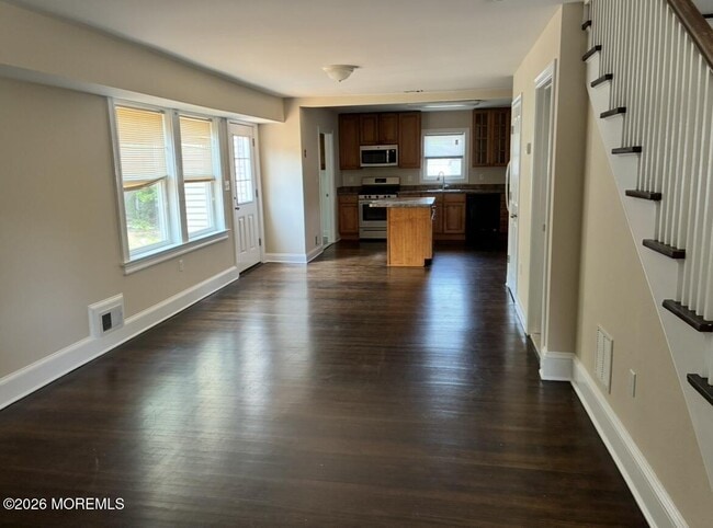 Photo - 124 Wilson Ave