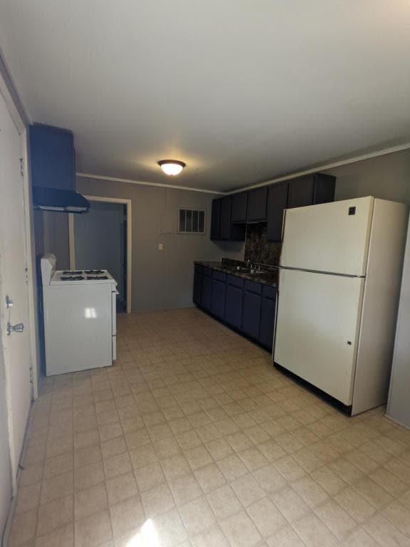Photo - 711 N Webster St