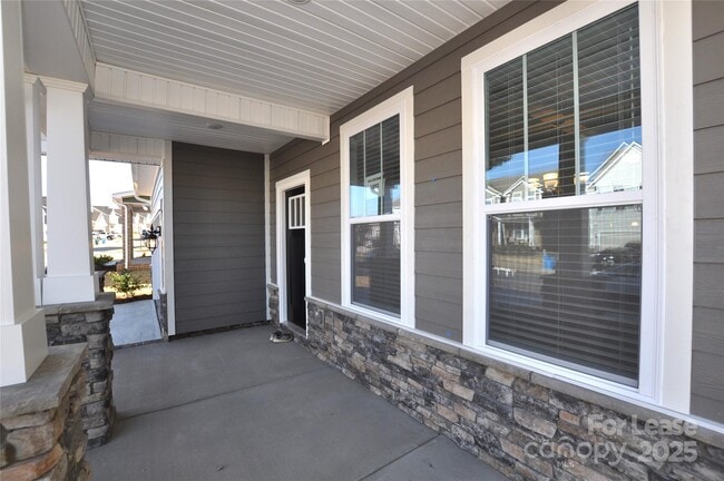 Photo - 8007 Oakmere Rd