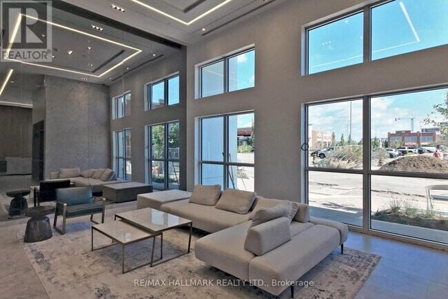 Photo - 509 Dundas St W Unit 806
