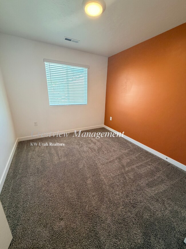 Photo - 2803 N Airmen Ave