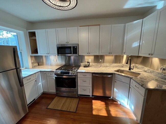 Photo - 334 Hurley St Unit 1