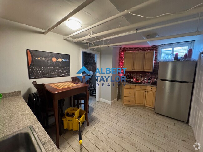 Building Photo - 38 Cherry St Unit 1 Rental