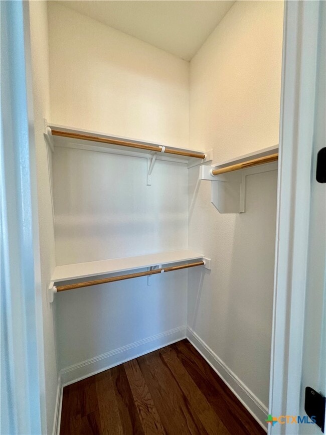 Photo - 611 N Guenther Ave