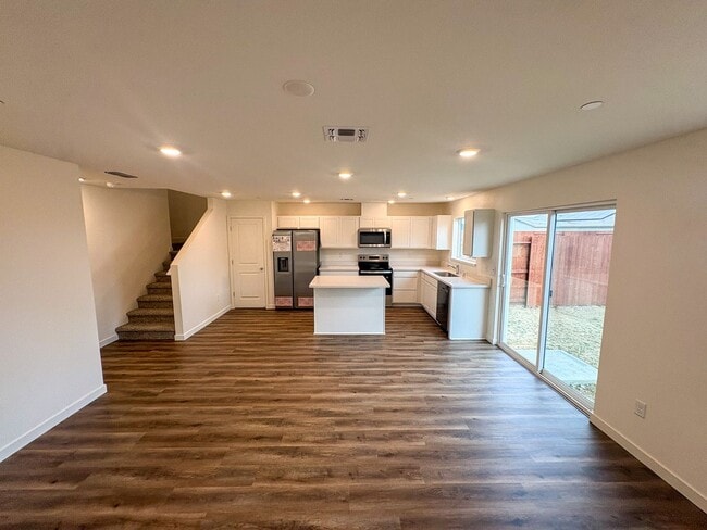 Photo - NEW REDDING HOME - Comfortable Living in a Newly Built House