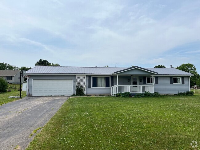 Building Photo - Crestview School District Rental