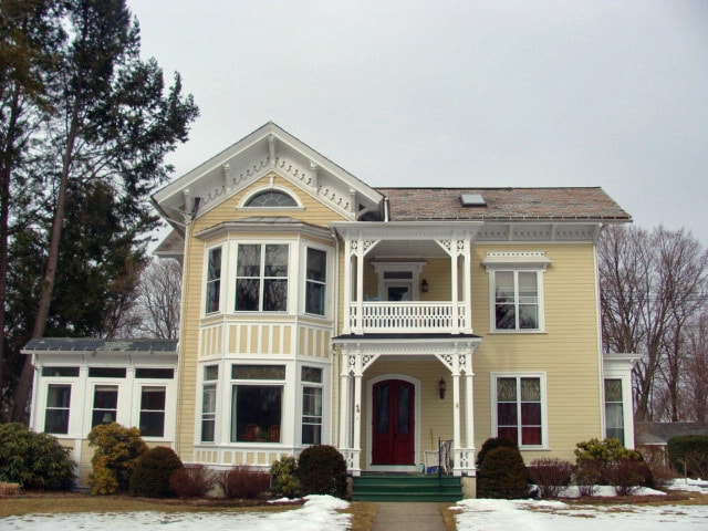 Building Photo - 49 Beacon St Unit 1L Rental