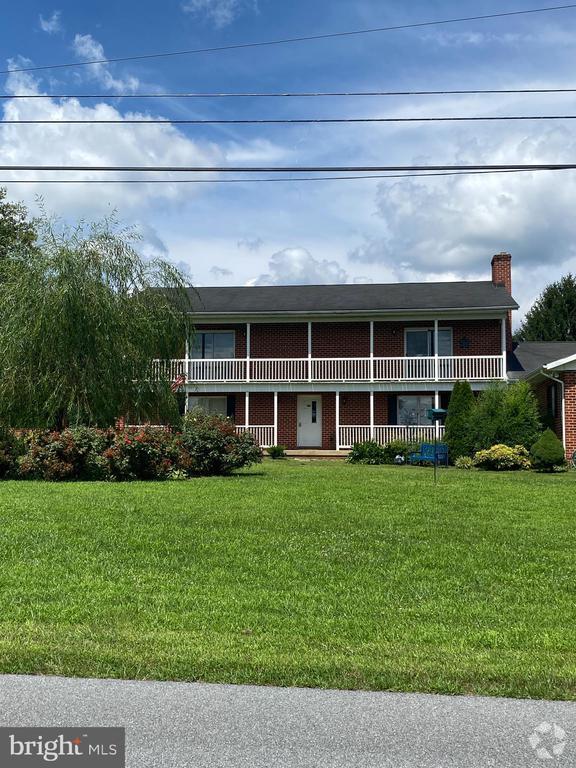 Building Photo - 204 N Red Hill Rd Unit B Rental