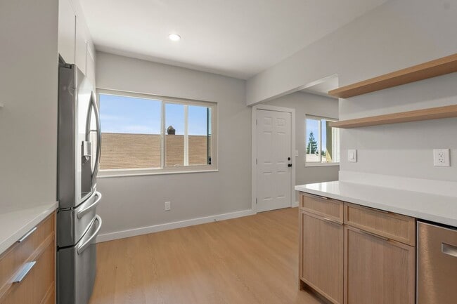 Photo - 3801 Lincoln Ave