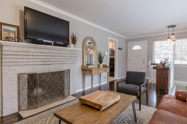 Photo - 1401 Seneca Pl