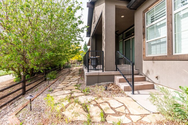 Photo - 2094 Two Wood Dr