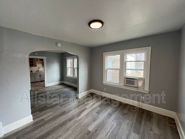 Photo - 539 E Cuyahoga Falls Ave Unit 1