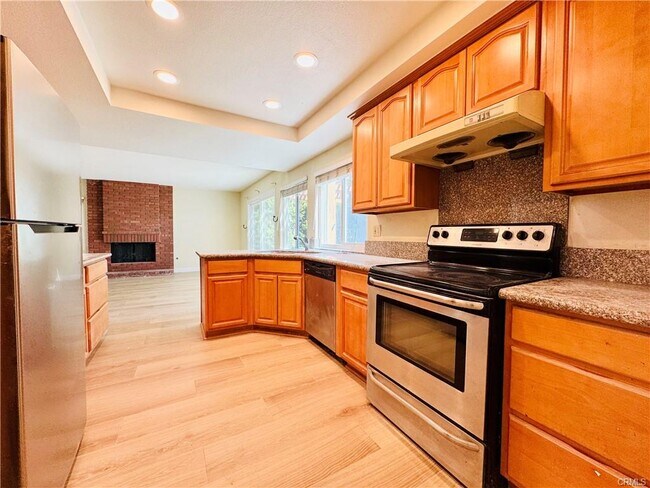 Photo - 10 Coldbrook