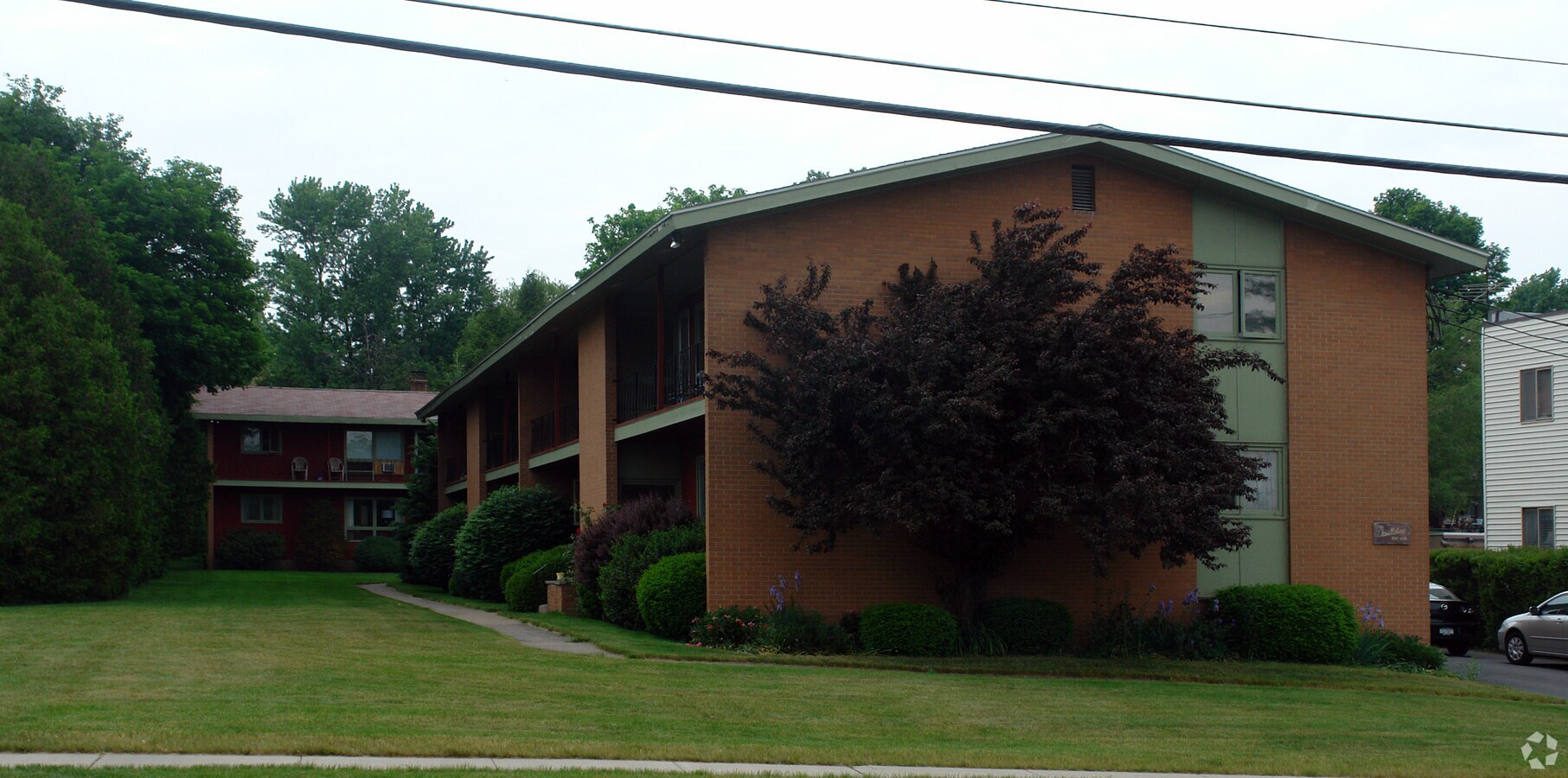 Photo - Dewittshire Apartments