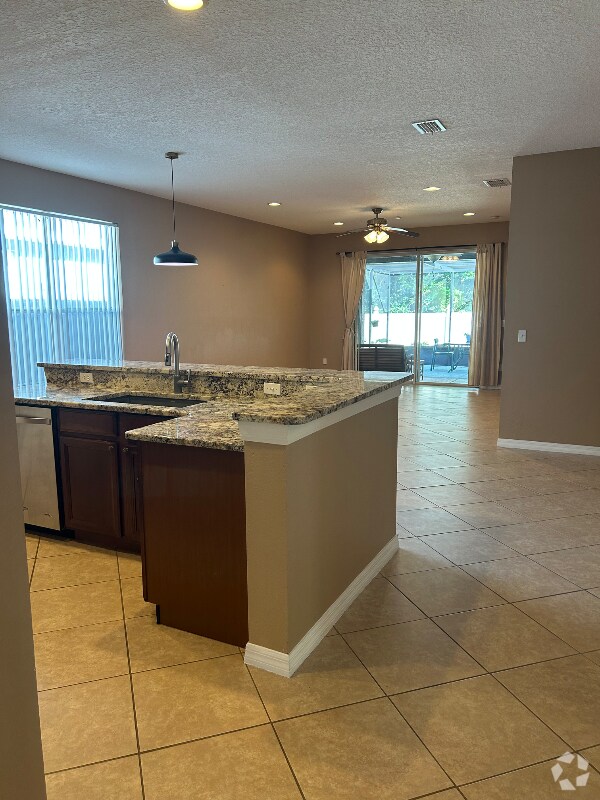 Building Photo - 1721 Lakelet Loop Rental