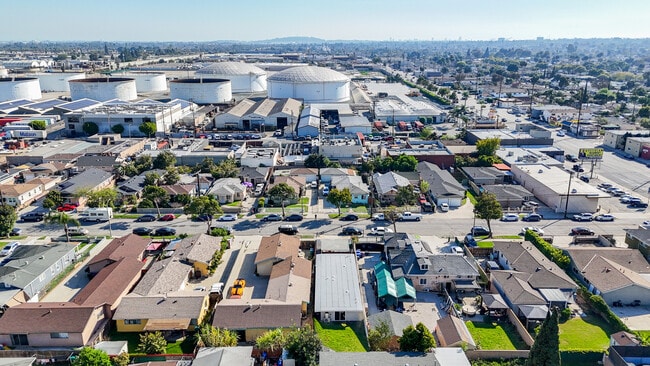 Photo - 2051 E Harding St Unidad 2051 E Harding St