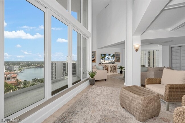 Building Photo - 4041 Gulf Shore Blvd N Unit 1608