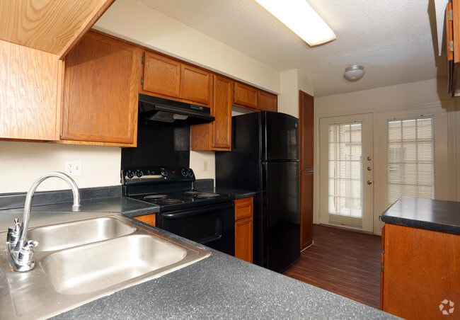 2BR2BA 1340sqft - Signature Place